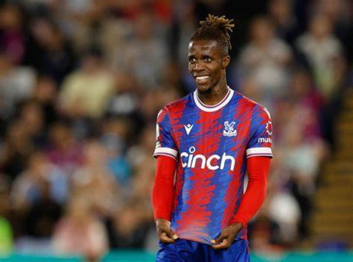 
Chelsea Hold Talks With Crystal Palace Over Wilfried Zaha 